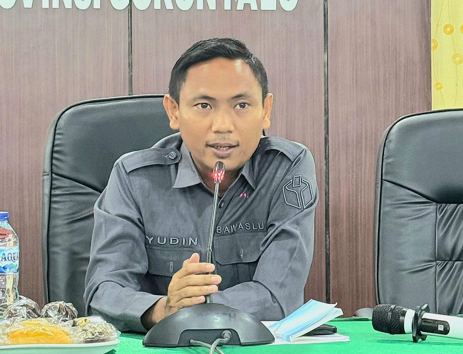 Wahyudin Akili