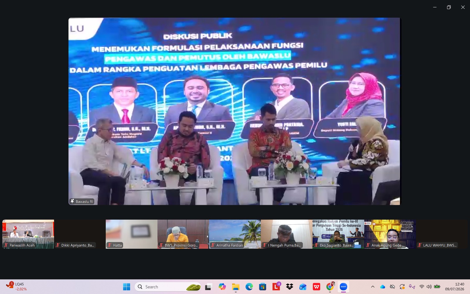Diskusi Publik