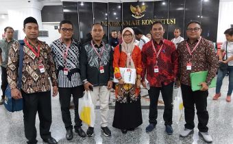 Perkara Dengan Nomor Register 03-0830/KPU.DPR/DPRD/2017/2019 Dilanjutkan DI MK