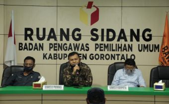 Hadiri Bimtek; Ahmad Minta Bawaslu Kabupaten Gorontalo Menyusun Program Sengketa