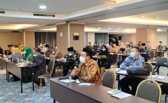 Ketua Bawaslu Provinsi Gorontalo menghadiri Rapat Sosialisasi Pelaporan LHKASN Tahun 2020.