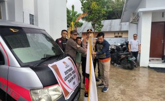 Bawaslu Gorontalo Awasi Pendistribusian Logistik pada PSU Pemilu di Kabupaten Boalemo