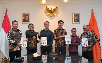 Bawaslu Provinsi Gorontalo Serahkan Laporan Akhir Pengawasan Pemilu dan Pemilihan 2024