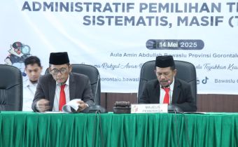 Bawaslu Provinsi Gorontalo Gelar Sidang Dugaan Pelanggaran TSM Agenda Pembacaan Kesimpulan Pihak Pelapor