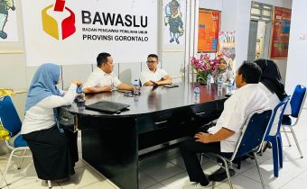 Terima Kunjungan Konsultatif dari Bawaslu Kota Gorontalo, Idris Usuli: Akan Kami Koordinasikan dengan KPU Provinsi Gorontalo