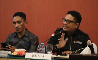 Panwascam Diminta Untuk Mengawasi Pemilu Secara Komprehensif dan Profesional