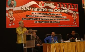 Katua Bawaslu RI Beri Penguatan Pada Peserta Rapat Fasilitasi dan Koordinasi penyusunan Laporan Akhir Hasil Pengawasan Pemilu Tahun 2019