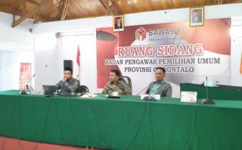 Rakor Penyelesaian Sengketa Bersama Bawaslu RI, Kordiv Ahmad laporkan proses penyelesaian Sengketa Pilkada Gorontalo.