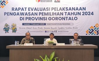 Bawaslu Provinsi Gorontalo Gelar Rapat Evaluasi Pengawasan Pemilihan 2024, Moh Fadjri Arsyad: "ini sangat penting".