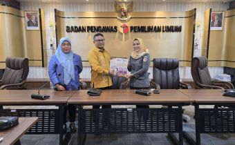 Serahkan Laporan Pengelolaan Keuangan Pemilu dan Pemilihan 2024 ke Bawaslu RI, Idris Usuli: ini sebagai bentuk pertanggungjawaban kami