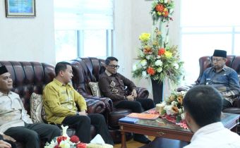 Bawaslu Provinsi Gorontalo Audiensi dengan Gubernur Bahas Addendum NPHD dalam rangka pelaksanaan PSU di Kabupaten Gorontalo Utara