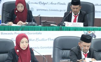 Bawaslu Provinsi Gorontalo Gelar Sidang Pembacaan Putusan Pendahuluan Dugaan Pelanggaran Administrasi Pemilihan TSM Pasca PSU Pilkada Gorontalo Utara