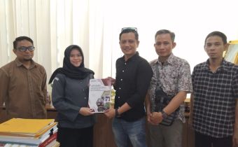 Ketua Bawaslu Provinsi Gorontalo, Idris Usuli Dampingi Bawaslu Gorontalo Utara dalam Penyampaian Laporan SDM Adhoc untuk PSU Gorontalo Utara