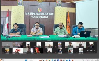 Bawaslu Provinsi Gorontalo Gelar Evaluasi dan Bimbingan Pengelolaan Kehumasan