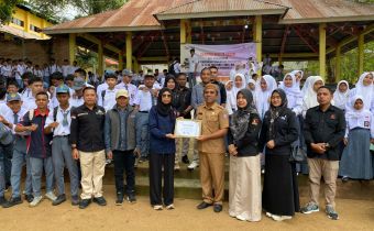 Satu Suara Berharga: Lismawy Ibrahim Ajak Siswa SMK Negeri 1 Marisa Pahami Pentingnya Hak Pilih