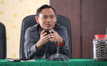 Wahyudin Akili